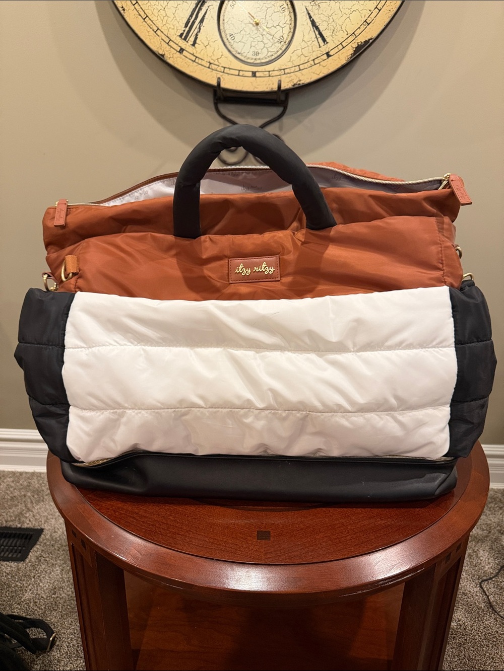 Itzy Ritzy Cloud Weekender/Large Tote/Quilted Duffel in Rust, White & Black